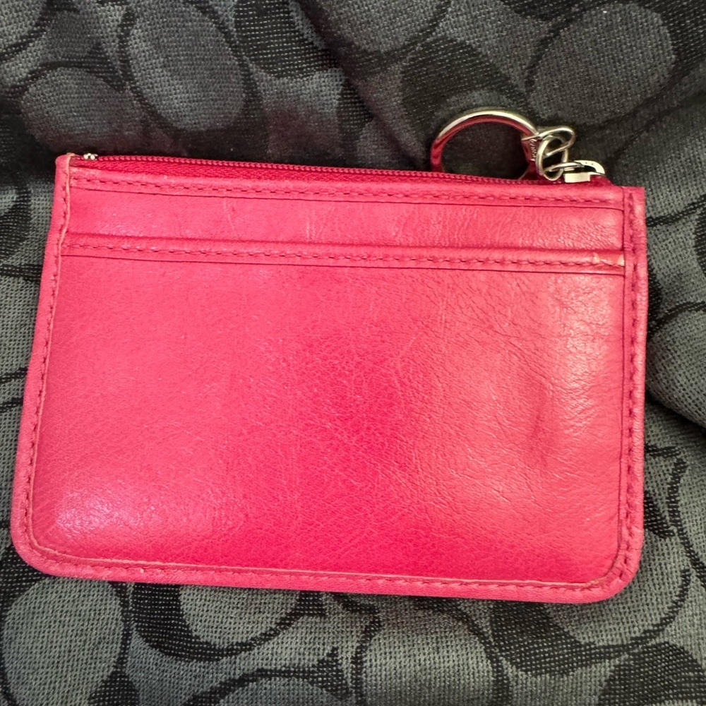 Coach Poppy hot pink Card Holder with Silver coach poopy Details - Picture 2 of 4